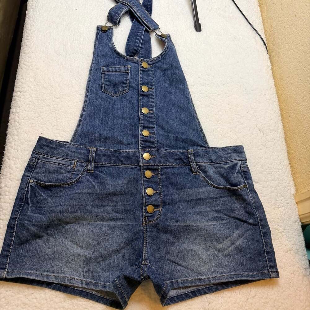 Tinseltown Denim Overalls Shorts Size L Blue
